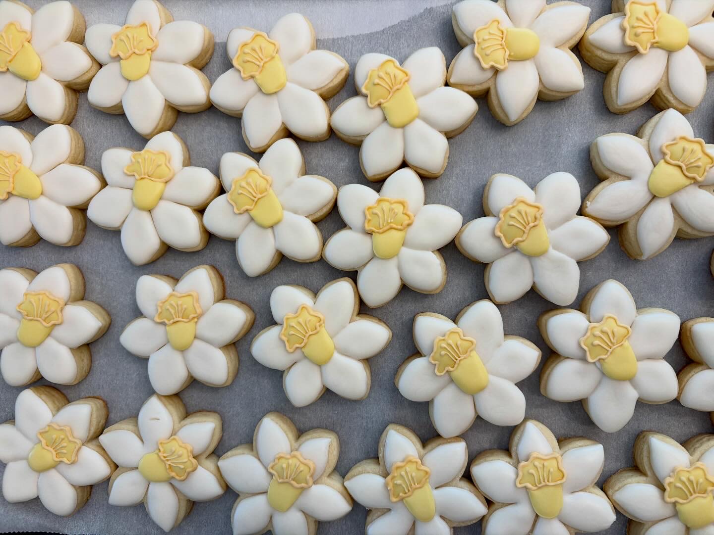 Floral decorated cookies